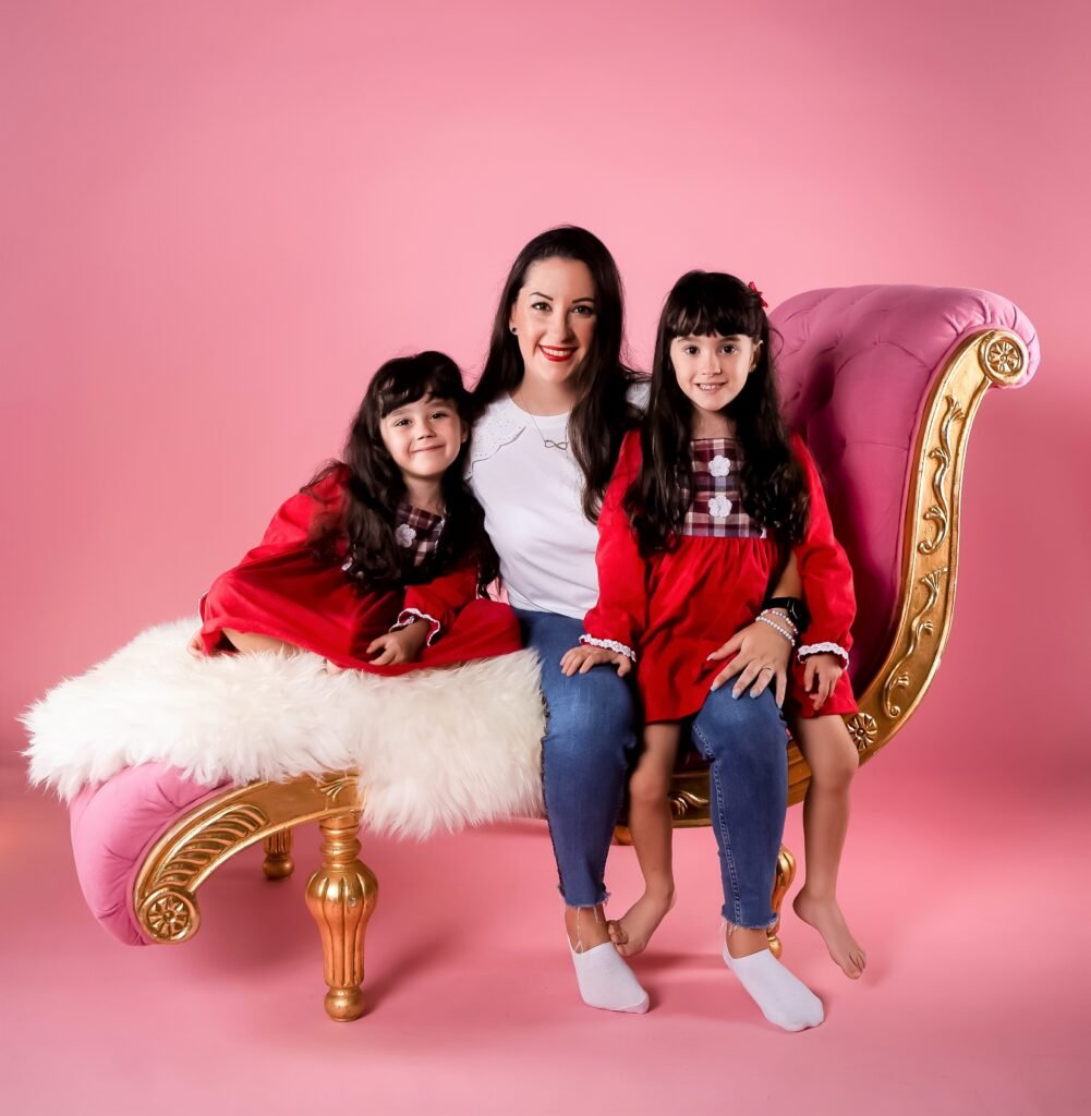 Fotógrafo en Barcelona - sesión de fotos familiar en el estudio